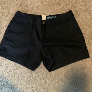 Cute black size 16 shorts